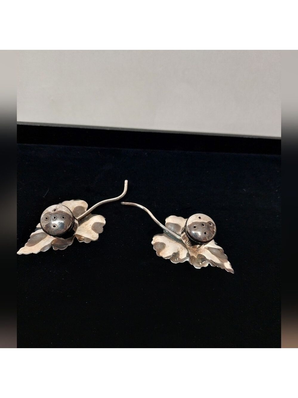Vintage* Rare Silver Plated Mini Leaf Salt and Pepper Shakers